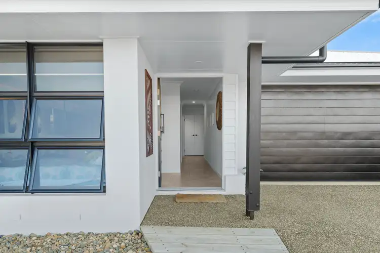Second view of Homely house listing, 11 Hann Close, Rural View QLD 4740