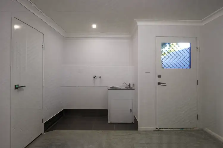 Third view of Homely house listing, 2/5 Gabrielle Court, Kallangur QLD 4503