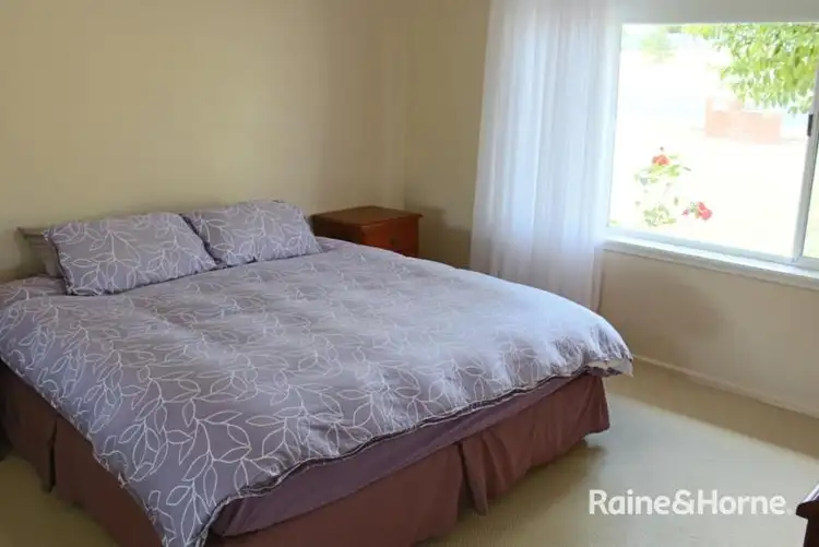 Fifth view of Homely house listing, 2 Willman Place, Bathurst NSW 2795