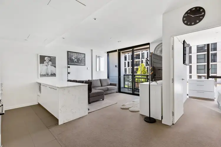 1F/9 Waterside Place, Docklands VIC 3008