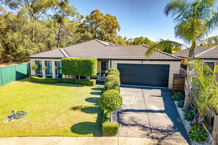 6 Crombe Court, Newborough VIC 3825