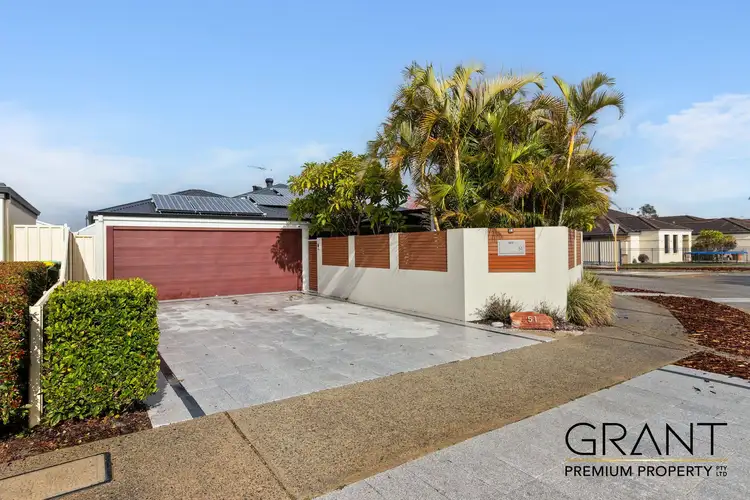 51 Jackadder Avenue, Hammond Park WA 6164