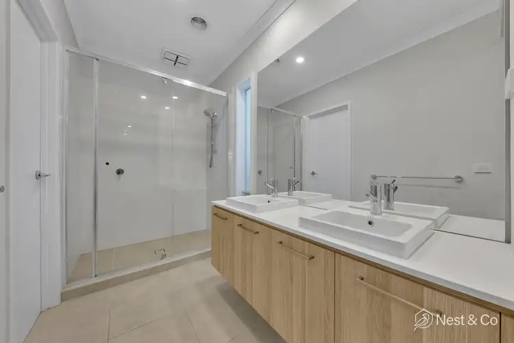 Fifth view of Homely house listing, 37 Edgedell Avenue, Kalkallo VIC 3064