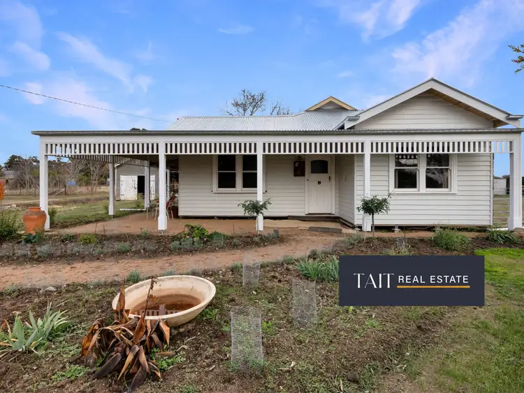11 McCallum Street, Devenish VIC 3726