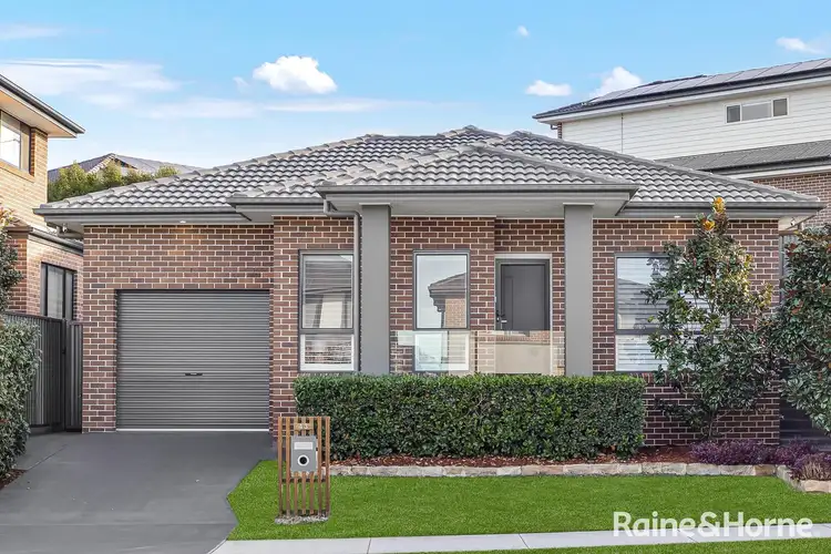 43 Pridham Avenue, Box Hill NSW 2765