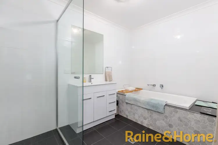 Sixth view of Homely house listing, 19 Lansdowne Drive, Dubbo NSW 2830