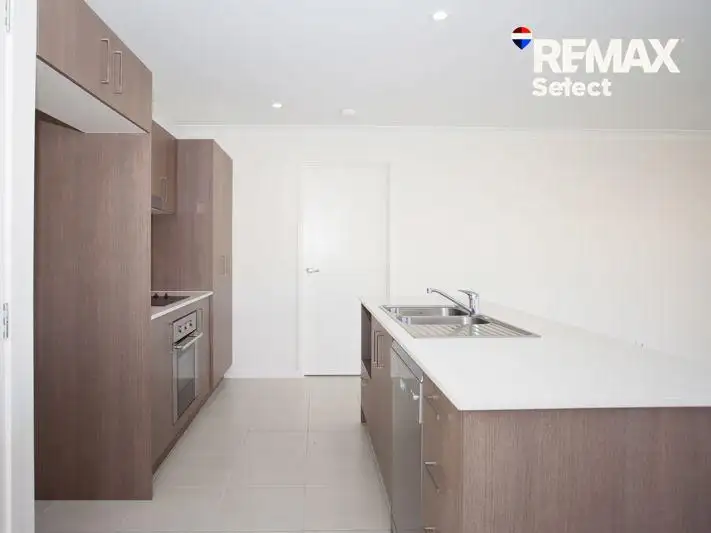 2/52 Superior Bvld, Andergrove QLD 4740