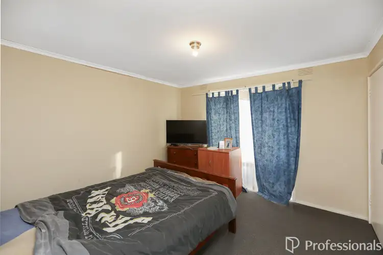 Fifth view of Homely house listing, 1 Fernberg Place, Melton West VIC 3337