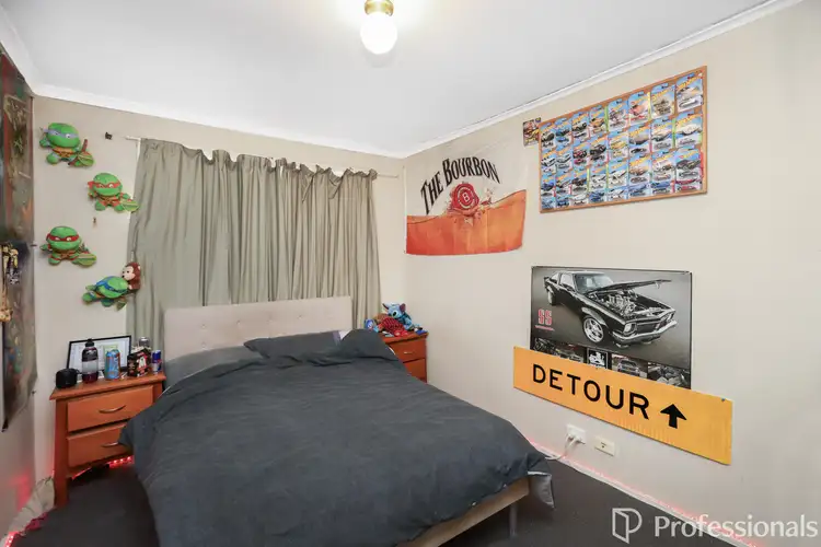 Sixth view of Homely house listing, 1 Fernberg Place, Melton West VIC 3337