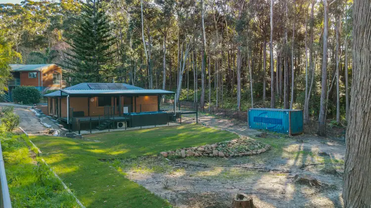 28 Oxley Crescent, Mollymook Beach NSW 2539