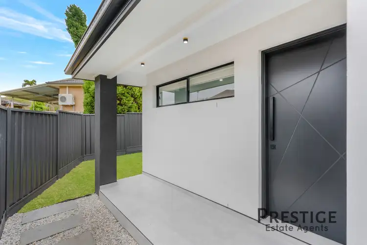 7A Ash Close, Bossley Park NSW 2176
