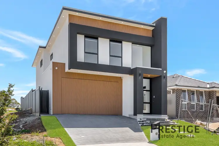 16B Bluebell Crescent, Spring Farm NSW 2570