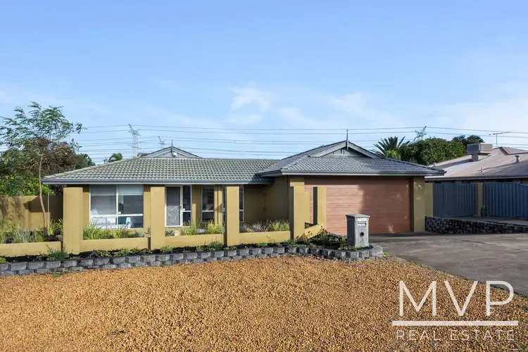 3 Bloodwood Circle