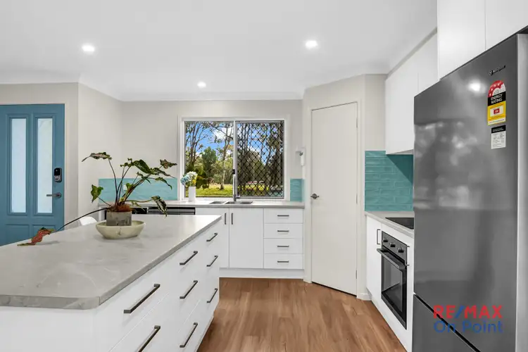 Fifth view of Homely house listing, 17 Deanbilla Street, Coochiemudlo Island QLD 4184