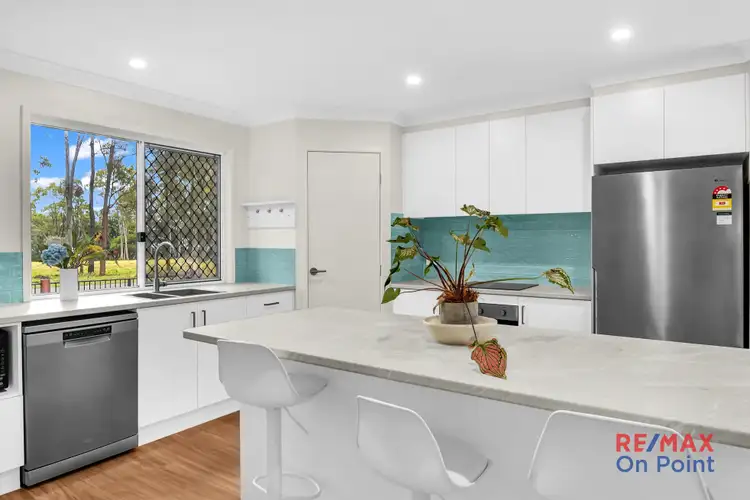 Sixth view of Homely house listing, 17 Deanbilla Street, Coochiemudlo Island QLD 4184