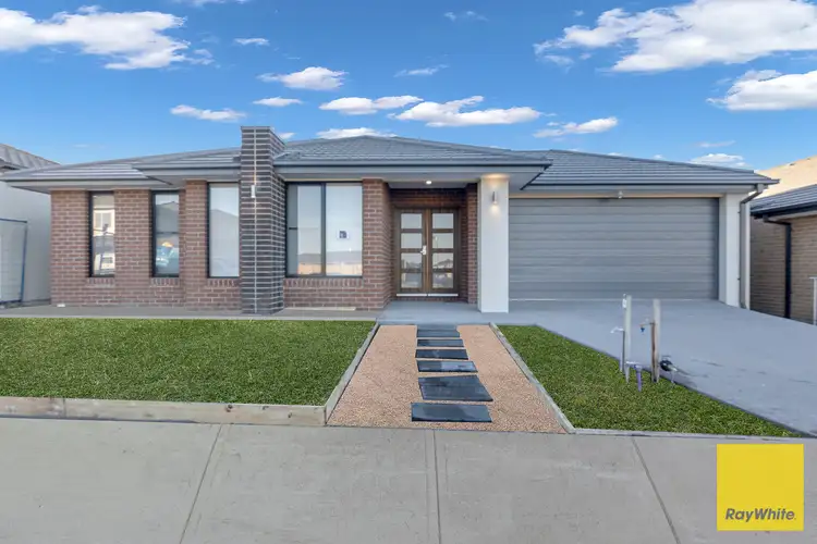 60 Winfred Drive, Mambourin VIC 3024