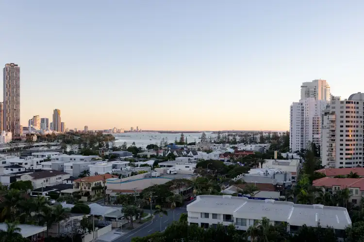 37/3 Tedder Avenue, Main Beach QLD 4217