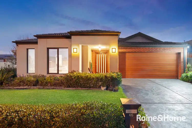 65 Nelson Street, Cranbourne East VIC 3977