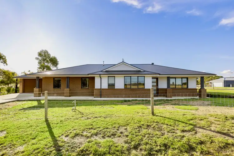 10 Elm Grove, Metung VIC 3904