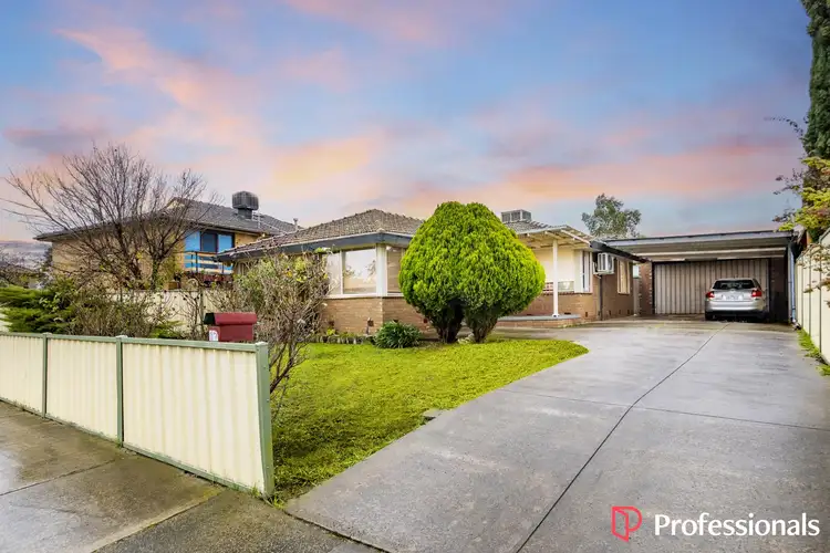 17 Allandale Drive, Deer Park VIC 3023