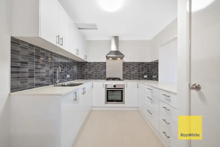 9/2-8 Palmerston Street, St James WA 6102