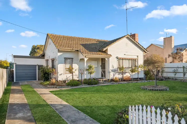 108 Wilson Street, Colac VIC 3250