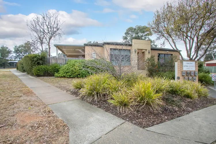 2/1 Ashley Drive, Wanniassa ACT 2903