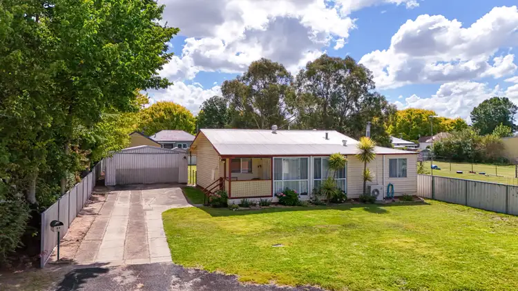23 Queen Street, Blayney NSW 2799