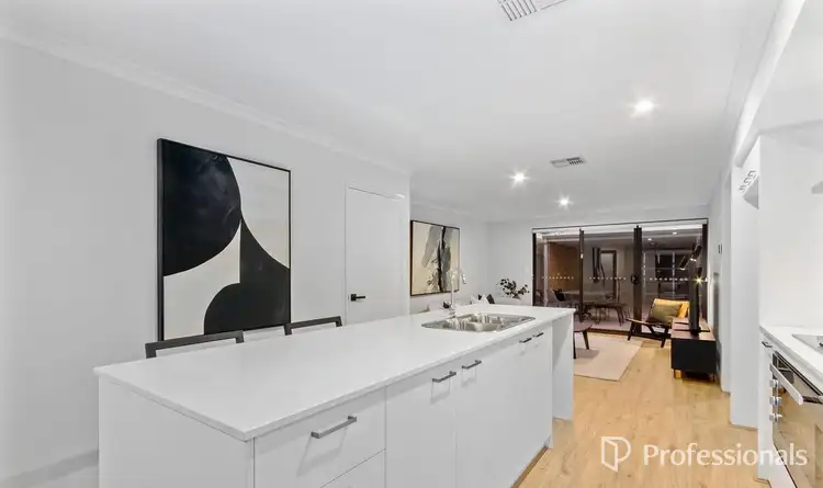 30 Horseshoe Promenade, Cockburn Central WA 6164