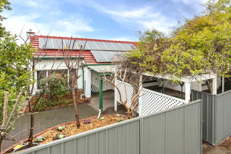 5 Somerset Avenue, Clearview SA 5085