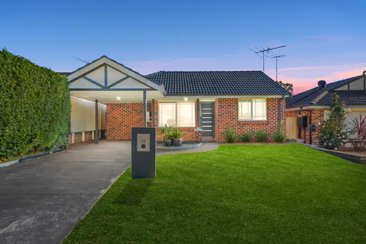 35 Harwood Circuit, Glenmore Park NSW 2745