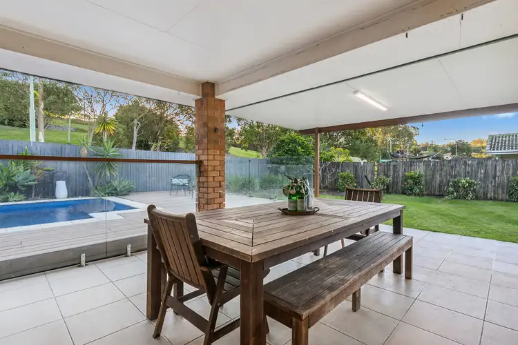 18 Kirralee Crescent
