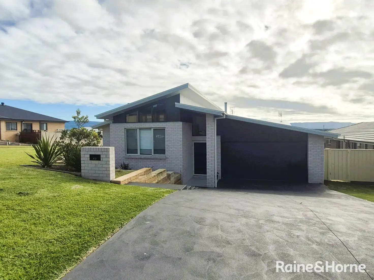 Main view of Homely house listing, 43 jindalee Cres, Nowra NSW 2541