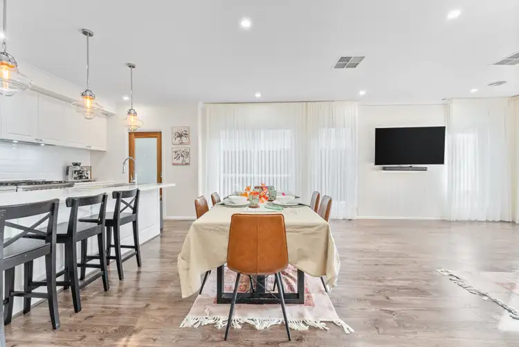 Second view of Homely house listing, 11 Berrima Crescent, Wollert VIC 3750