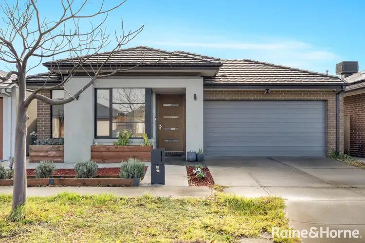 Main view of Homely house listing, 18 Weymouth Circuit, Donnybrook VIC 3064