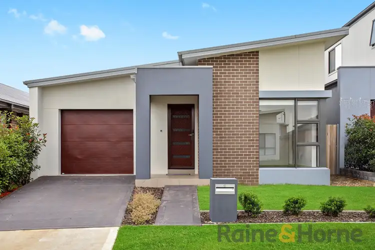 9 Kingsdale Avenue, Catherine Field NSW 2557
