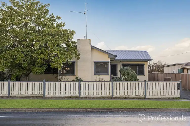82 George Street, Hamilton VIC 3300
