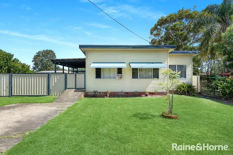 3 Silver Spur Close