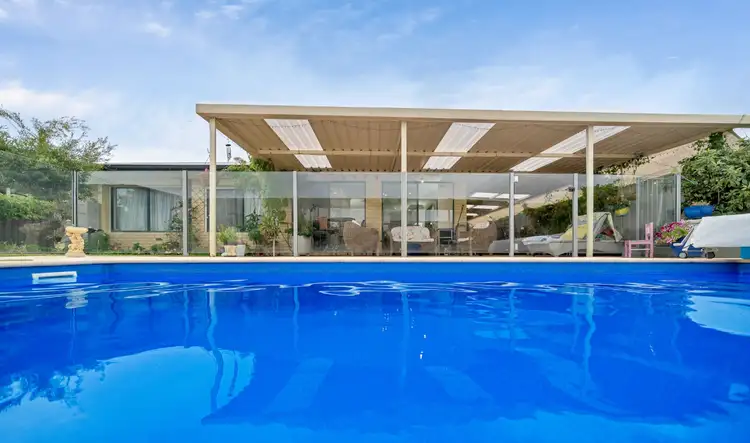 5 Hillwater Promenade