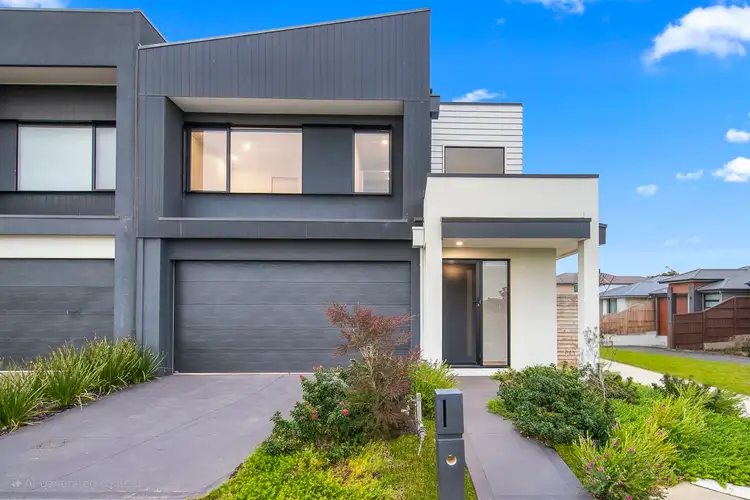 94 Verona Crescent, Fraser Rise VIC 3336