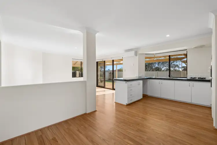 Sixth view of Homely house listing, 2 Kooringa Place, Currambine WA 6028