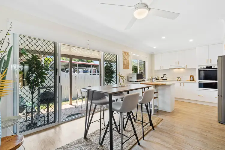 Fifth view of Homely villa listing, 2/19 Victor Street, Birkdale QLD 4159