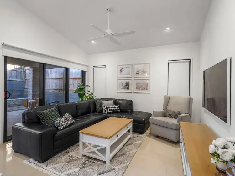 Third view of Homely house listing, 4 Ismaeel Circuit, Kuraby QLD 4112