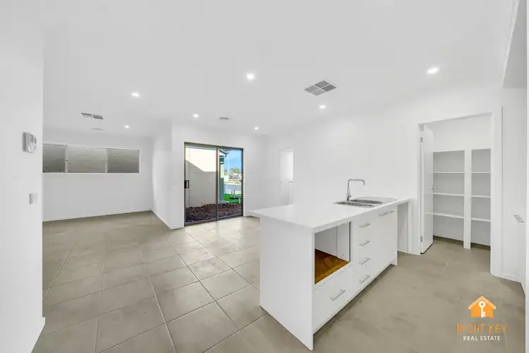Second view of Homely house listing, 7 Damesfly Circuit, Tarneit VIC 3029