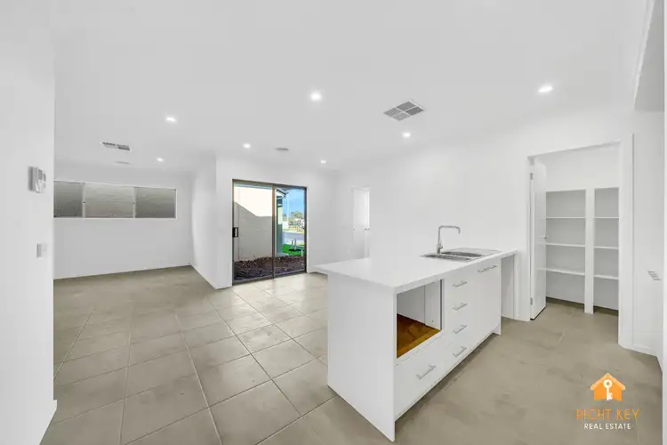 Third view of Homely house listing, 7 Damesfly Circuit, Tarneit VIC 3029