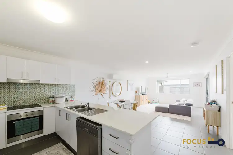 Fifth view of Homely semi-detached listing, 31 A & B Primavera Boulevard, Beaconsfield QLD 4740
