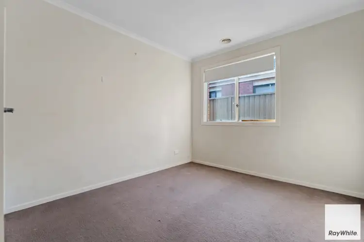 Sixth view of Homely house listing, 5 Duncombe Park Way, Deer Park VIC 3023