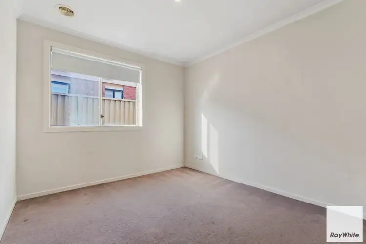 Seventh view of Homely house listing, 5 Duncombe Park Way, Deer Park VIC 3023