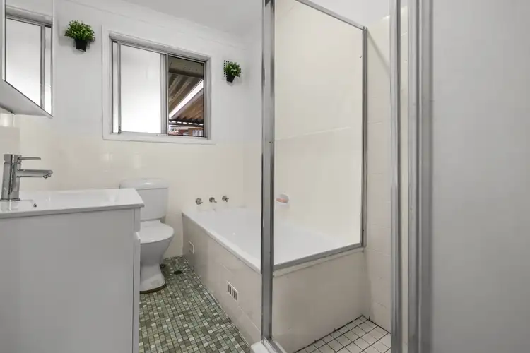 Sixth view of Homely house listing, 21 Jura Place, Seven Hills NSW 2147