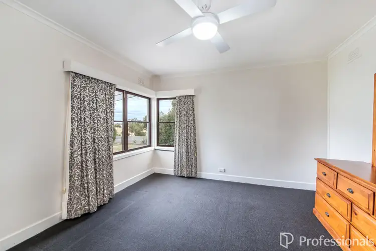 Fourth view of Homely house listing, 102 Kenny Street, Hamilton VIC 3300